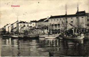 Crikvenica, port, ships