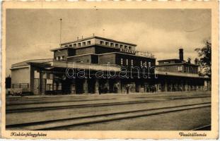 43 db RÉGI magyar városképes lap, vegyes minőségű / 43 old Hungarian postcards, mixed quality
