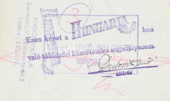 cca 1940 Dulovits Jenő (1903-1972): Budapest utcáiról eltakarított havat a Duna partra szállítják a ...