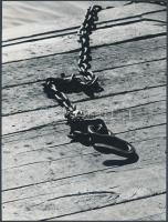 cca 1976 S. Molnár Tibor: Cím nélkül, feliratozott vintage fotóművészeti alkotás, 24x18 cm