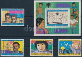 1979 Nemzetközi Gyermek év sor Mi 856-859 + blokk 76