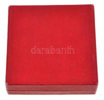 DN "Komárom Megyei Borverseny" Br emlékérem eredeti tokban (50mm) T:1-