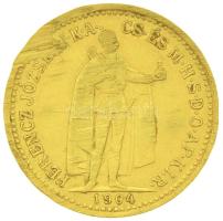 1904KB 10K Au "Ferenc József" (3.36g/0.900) T:3,2- sérült előlap  Hungary 1904. 10 Korona Au "Franz Joseph I" (3.36g/0.900) Kremnitz C:F,VF damaged obverse Adamo K8