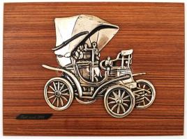 Ford Model 1899, fára applikált fém plakett, 24,5×22,5 cm