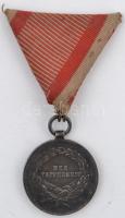 1914. "Ferenc József II. osztályú Ezüst Vitézségi Érem" Ag kitüntetés mellszalaggal, fémje...