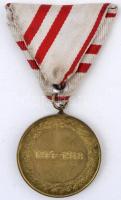 Ausztria 1932. "Osztrák Háborús Emlékérem" Br emlékérem szalagon kardokkal T:2 Austria 1932. "Great War Commemorative Medal" Br decoration with ribbon and swords T:2