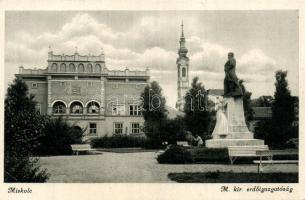 Miskolc, Erdőigazgatóság, Deák Ferenc szobor (EK)