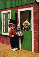 Koltai Endre jazz-zongorista aláírt képeslapja gyermekeinek