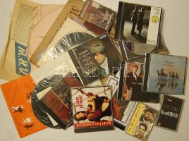 Zenei tétel: 10 db hanglemez és 12 db magyar és külföldi CD