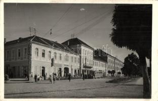 Sepsiszentgyörgy, Sfantu Gheorghe; Szabadság tér, Városháza, nagyszálloda / Liberty square, town hall, hotel