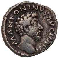 Római Birodalom / Róma / Marcus Aurelius 162-163. Denar Ag (3,48g) T:2-,3 Roman Empire / Rome / Marcus Aurelius 162-163. Denarius Ag "M ANTONINVS AVG IMP II / CONCORD AVG TR P XVII - COS III" (3,48g) C:VF,F RIC 62.