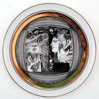 Szász Endre után tervezett Hollóházi jelzett porcelán tányér, d:20cm/ Hollohaza chinaware plate