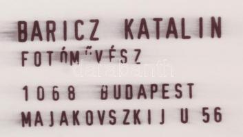1986 Baricz Katalin: Portré, pecséttel jelzett vintage fotóművészeti alkotás, 27x39 cm