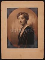 cca 1925 Székely Aladár (1870-1940): Női portré, aláírt vintage műtermi fotó, 22x17 cm, karton 31,5x23,5 cm