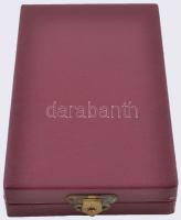 1964. "Munka Érdemrend" arany fokozata, zománcozott Br kitüntetés mellszalagon, miniatűrre...