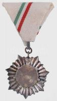 ~1975. "Vöröskeresztes Munkáért" ezüst fokozata mellszalagon, nem saját tokban T:1-,2