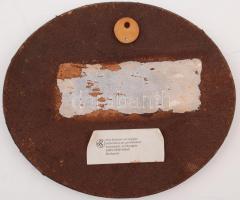 Stefániay Edit (1936): Anya gyermekével. Tűzzománc kép bőr borítású farost lemezen, apró lepattanáss...