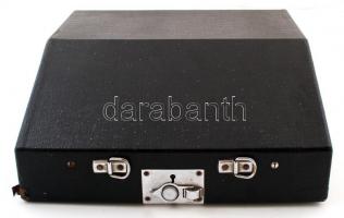 cca 1935 Continental írógép, eredeti tokban Esztétikailag, műszakilag megkímélt állapotban