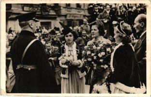 1938 Komárom, bevonulás, Horthy Miklós / entry of the Hungarian troops, Horthy 'vissza' So. Stpl (fa)