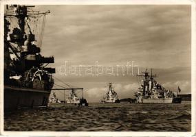 Flotte im Hafen von Kiel / German Navy, battle ships (EK)