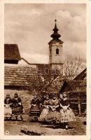 Szekszárd vidéki leányok / Hungarian folklore from Szekszárd