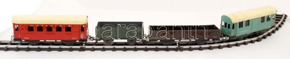 Pévé (PV,Pénzverdei) Előre hiányos vasút készlet, 2 db trafóval, 17 db kanyarodó sínnel, 18 db egyen...