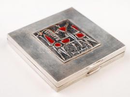 Kopcsányi Ottó (1933-): Tűzzománcos plakettel díszített tükrös púdertartó,fém, 7x7cm