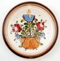 Szobd majolika tányér, kézzel festett, jelzett, hibátlan, 20cm