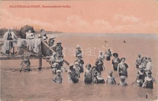 Balatonlelle-fürdő, Balaton Szálloda fürdője (apró szakadás / small tear)