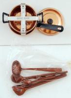 Schopper márkájú, lemezből készült játék konyha szett, kellékekkel, réz edényekkel, leírással, saját...