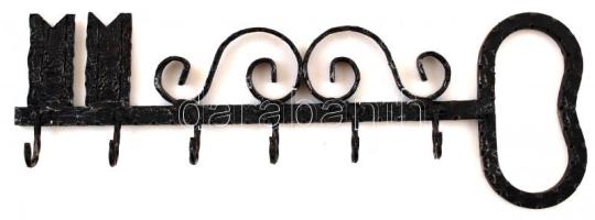 Nagyméretű, dekoratív, kulcsot formázó kovácsoltvas kulcstartó, h: 36,5 cm