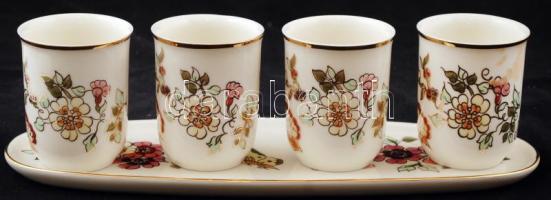 Zsolnay,virág mintás pálinkás készlet, 4 pohár, 1 tálca, kézzel festett, jelzett, hibátlan, m:6cm