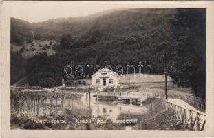 Trencsénteplic, Kiosk étterem és kávéház / restaurant and cafe