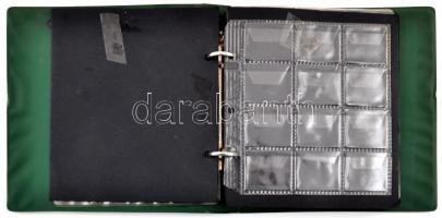 Zöld, használt műbőr érmetartó album különböző méretű érmék tárolására, összesen 108 férőhellyel