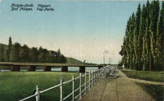 Pöstyén-fürdő, Vág part / river bank, automobile