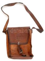 Chimo Peru bőrtáska, uniszex, kis hibával, 23x32cm