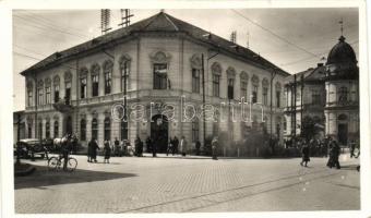 Szabadka, M. kir. Posta / post office, automobile