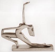 Táncoló nőt formázó art deco stílusú fém szobor, jelzés nélkül, m: 14,5 cm