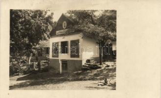 Klastrompuszta, Magyar Turista Egyesület menedékháza, Ámoa Zoltán felvétele