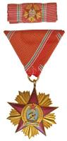 1949. "A Magyar Népköztársasági Érdemrend V. fokozata" zománcozott, aranyozott Br kitüntetés szalagsávval és miniatűrrel nem hozzávaló mellszalaggal nem eredeti tokban T:1- Hungary 1949. "Order of Merit of the Hungarian People's Republic, 5th Grade" enamelled gilt Br decoration with thin ribbon and miniature, with not original ribbon and in not original case C:AU NMK 533.