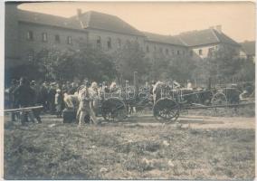 cca 1914 A tábori konyhák, mozgósítás Budapesten, hátoldalon feliratozva, 16x11 cm