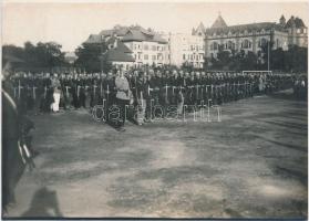 cca 1914 Bp. XIV. Stefánia út(Földtani Intézet), Honvéd zászlószentelés, a főváros zászlót adományozott az I. honvéd hadtápzászlóaljnak, hátoldalon feliratozva, 16x11 cm