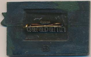 Szovjetunió ~1960-1970. "Sólyom hajó 1917" Br jelvény (33mm) T:2
Soviet Union ~1960-1970. ...