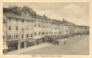 Gorizia, Görz; Piazza della Vittoria e castello / square, castle, automobile, shops (EK)
