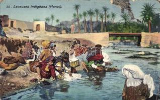 Maroc, Laveuses indigenes / Moroccon folklore, washingwomen (EK)