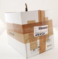 2 db fém feszület (asztali álló és falra akasztható), m: 24 és 40 cm