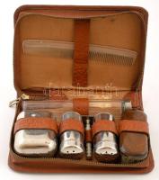 Borotválkozó készlet eredeti barna, műbőr tokjában
