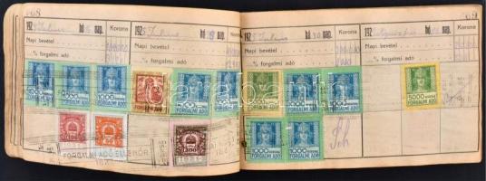 1922-1927 Forgalmi adó könyv (borító és címlap hiányzik) kb 800 db forgalmi adó bélyeggel