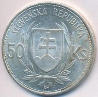 Szlovákia 1944. 50K Ag "Függetlenség 5. évfordulója" T:2 patina
Slovakia 1944. 50 Korun Ag...