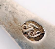 Gazdagon díszített ezüst (Ag.) teaszűrő, jelzett, mesterjeggyel (Schmidt Ferenc, Pest, cca 1820-1865...